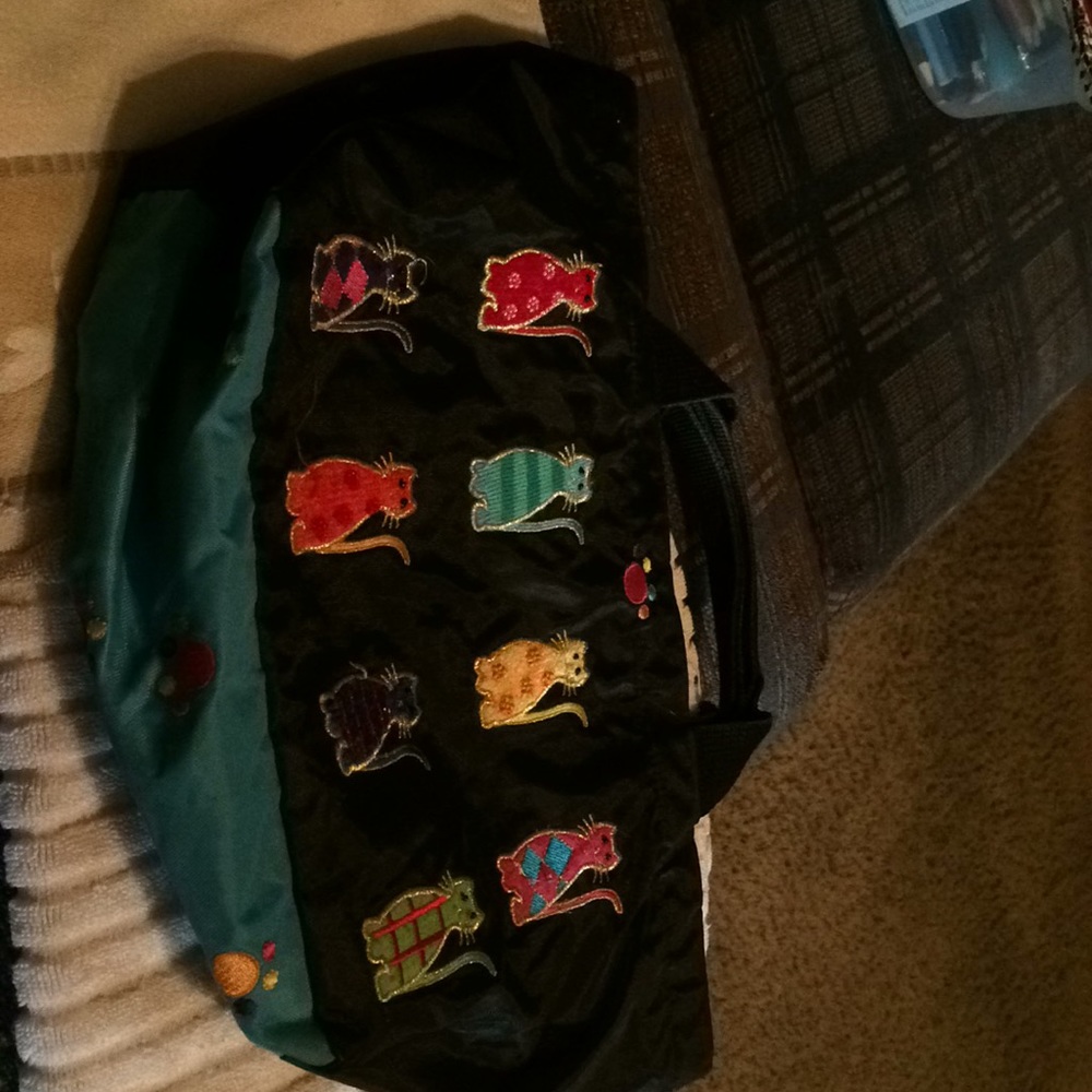 John B Quick cat purse